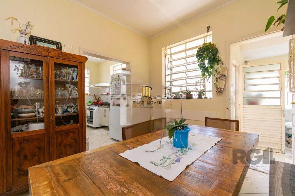 Casa 3 dormitórios no bairro Santo Antônio