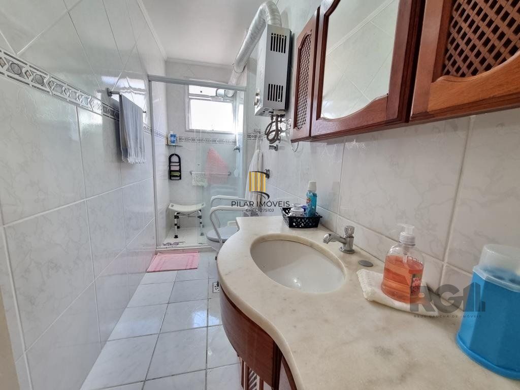 Apartamento a Venda 02 Dormitórios, Bairro Floresta próximo ao Rissul