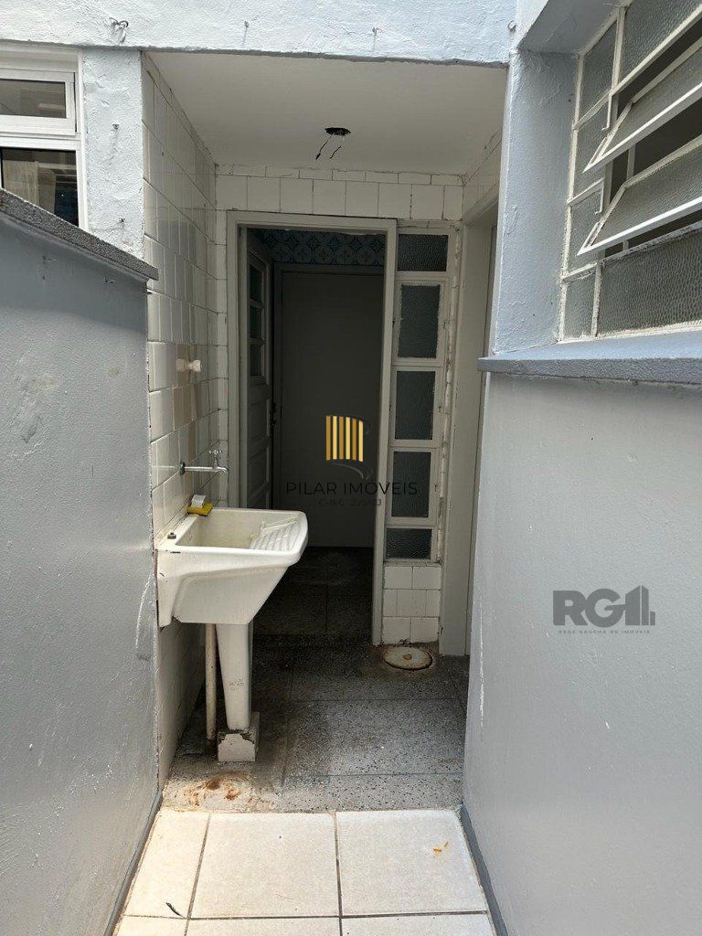 Apartamento 2 dormitórios no bairro Floresta