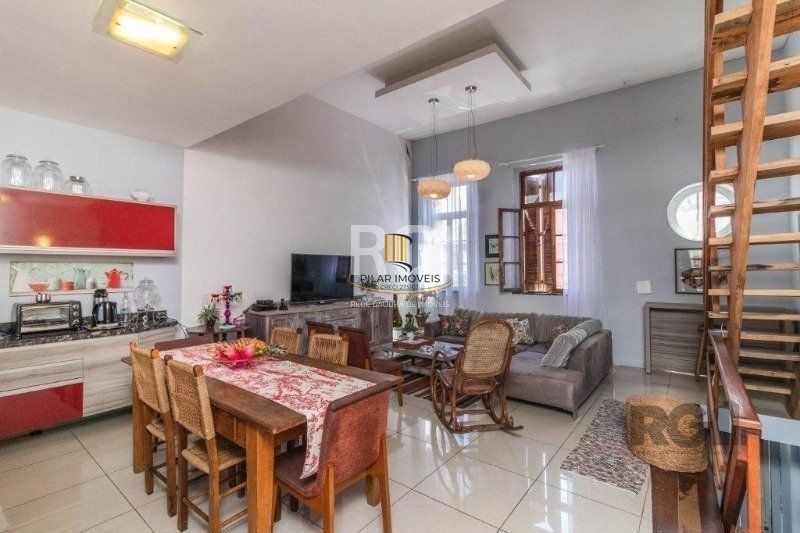 Casa 3 dormitórios no bairro Floresta