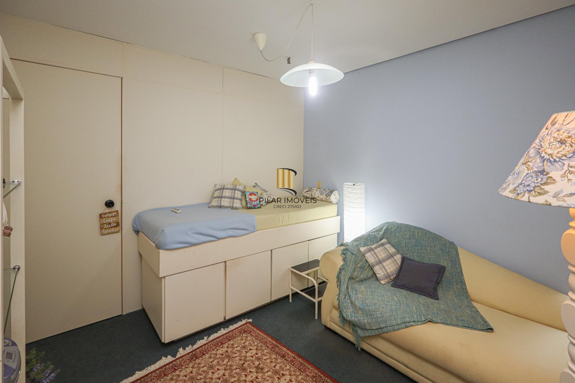 Sala comercial - com portaria / recepção e elevador semimobiliado