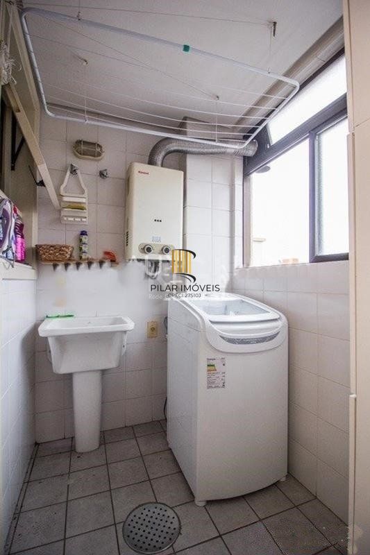 Apartamento para Venda - 64m², 2 dormitórios, 1 vaga - Cidade Baixa