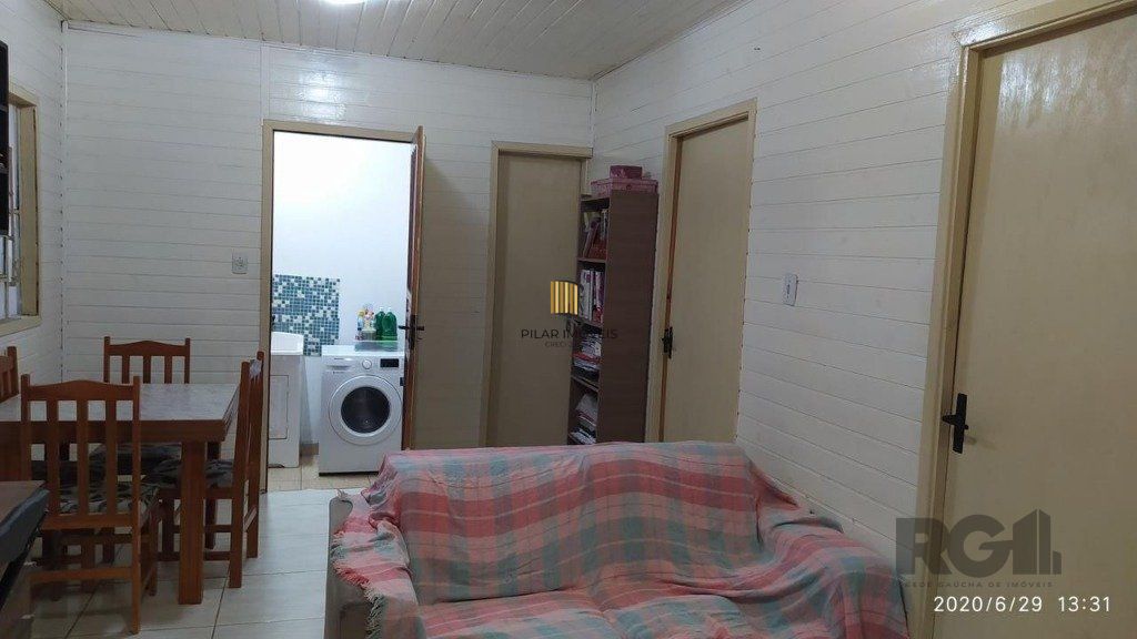 Casa 3 dormitórios no bairro Parque Florido