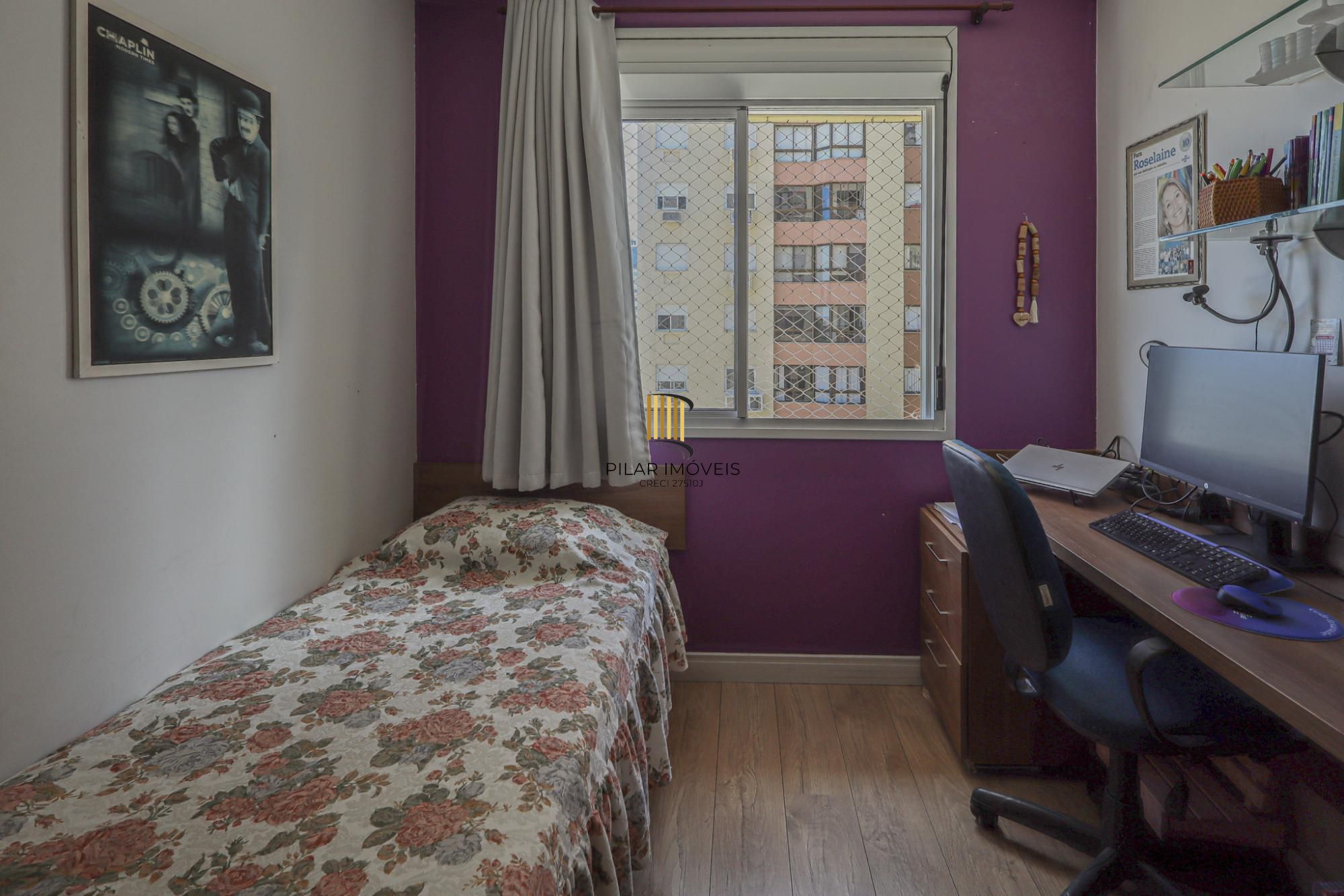 Apartamento 03 quartos com suite e garagem para 02 carros.