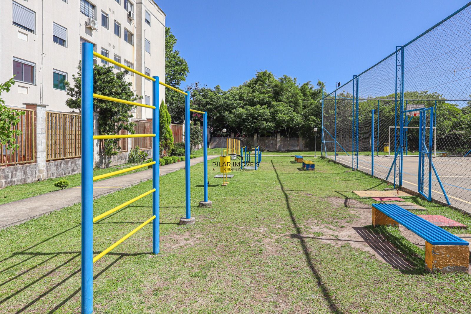 Apartamento Semimobiliado à Venda em Porto Alegre, RS