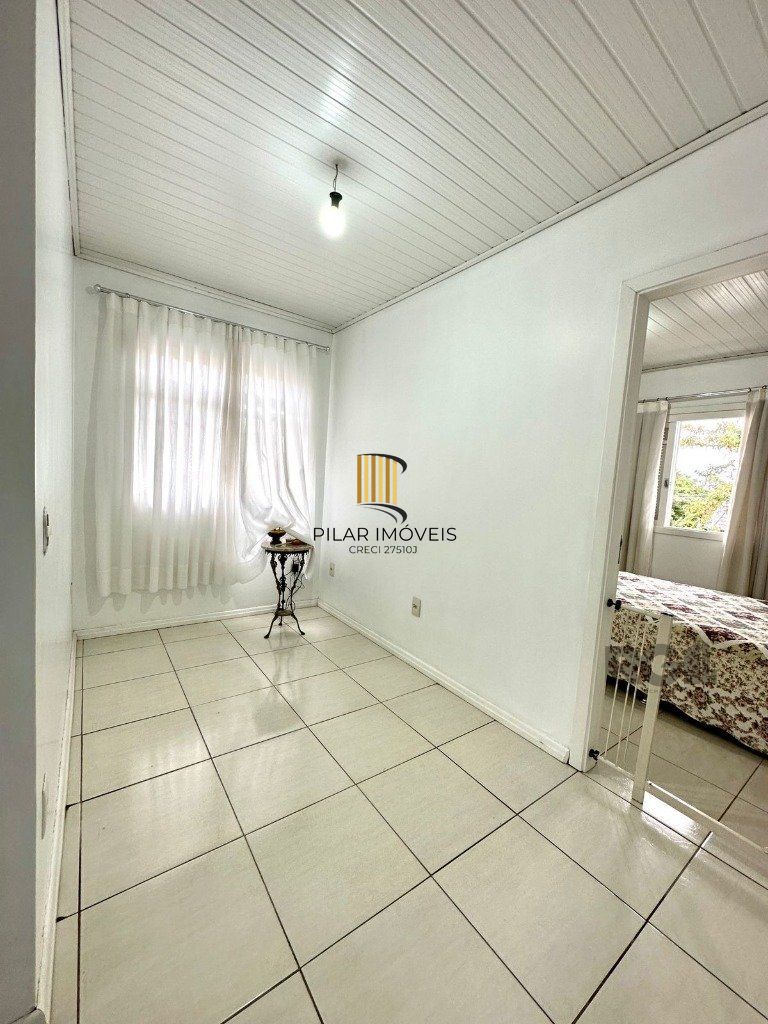 Casa 2 Dormitório(s) Bairro Harmonia