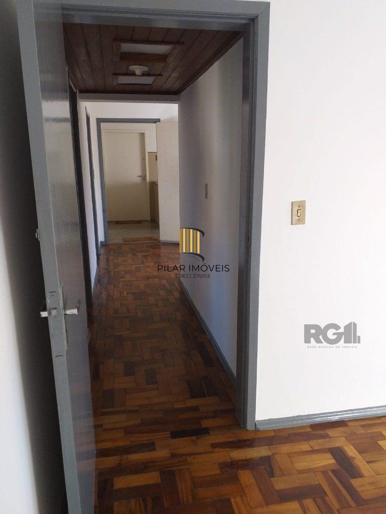 Apartamento 3 dormitórios no bairro Camaquã