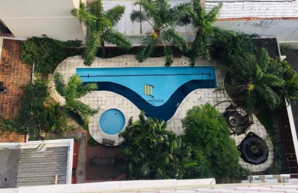 Apartamento com 02 dormitórios, 02 vagas de garagem no Bairro Floresta