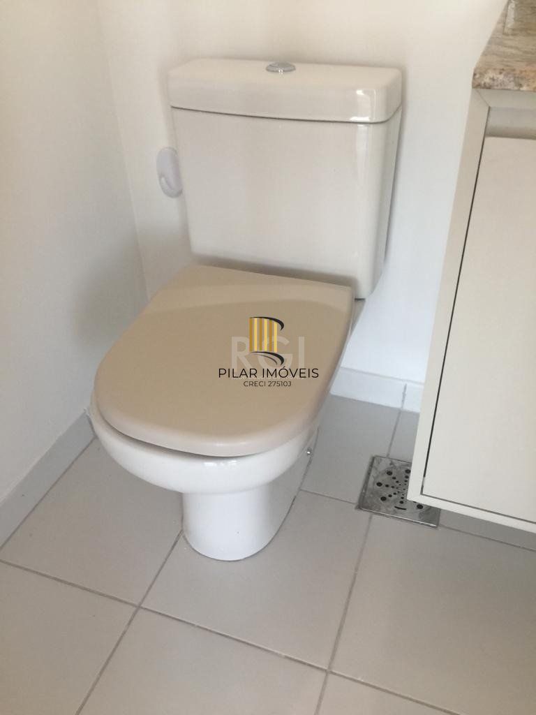 vende excelente sala comercial no 08º andar, com 45,13m² de área privativa, e 47,86m2 de área total