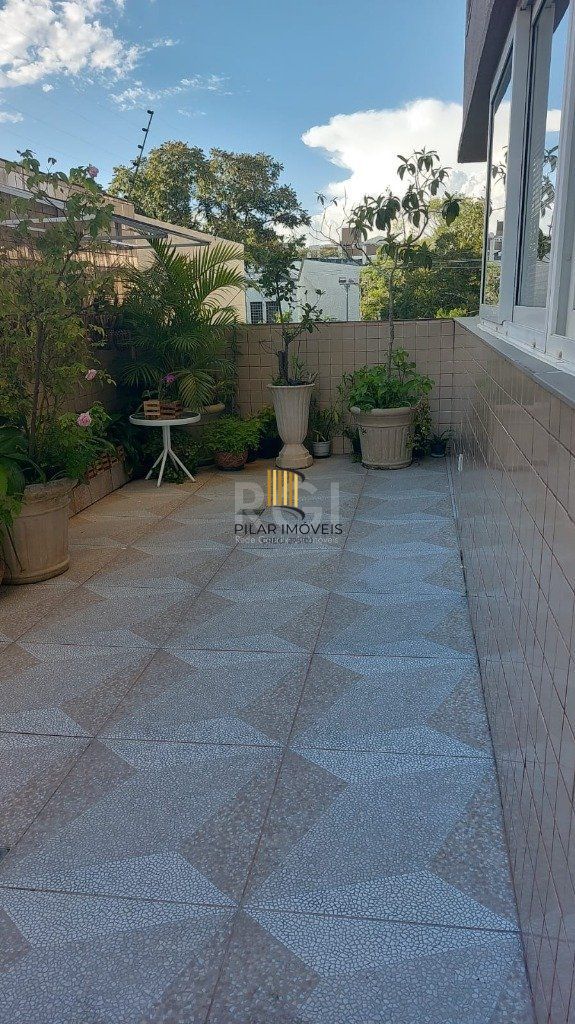 Apartamento 3 dormitórios no bairro Menino Deus