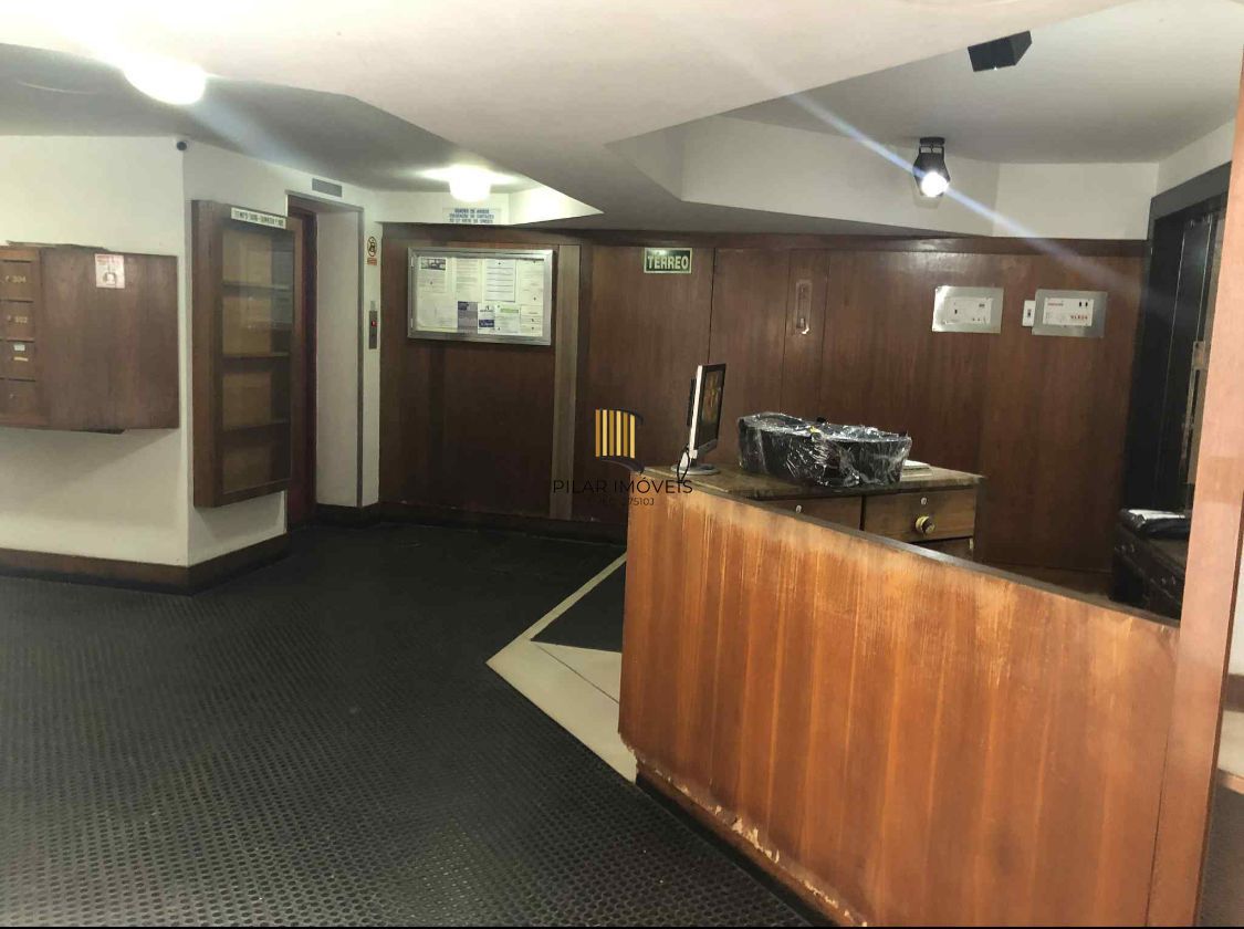 VENDE SALA COMERCIAL NO BAIRRO FLORESTA PORTO ALEGRE RS