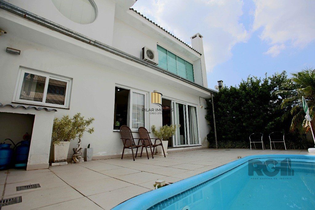 Casa 3 dormitórios no bairro Sarandi
