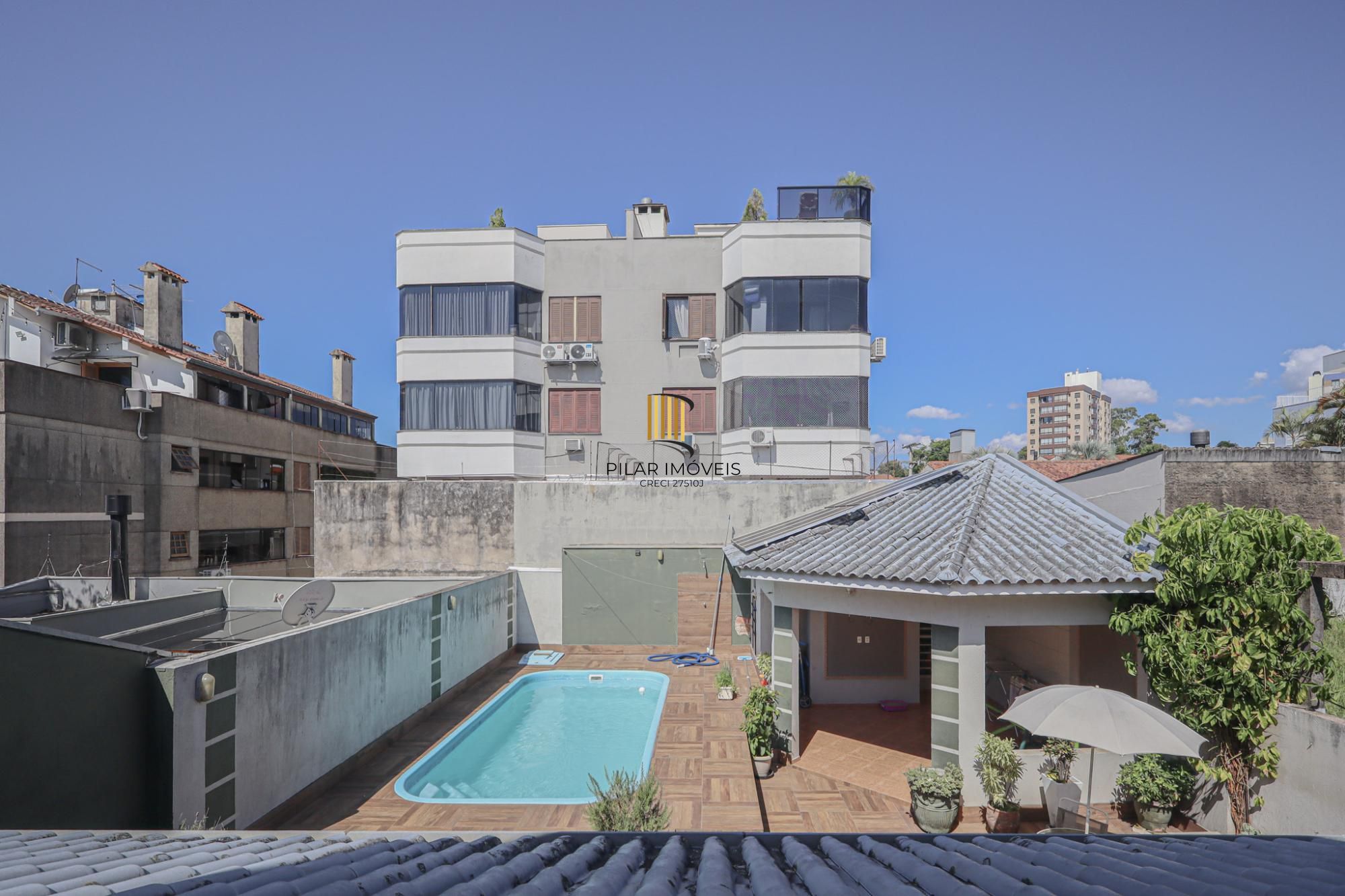 Residência de luxo ! Impecável.. 04 dormitórios , piscina / estuda dação