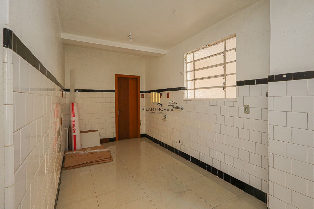 Casa à venda, 3 dormitórios, 316m², 4 vagas de garagem,  Bairro São Geraldo
