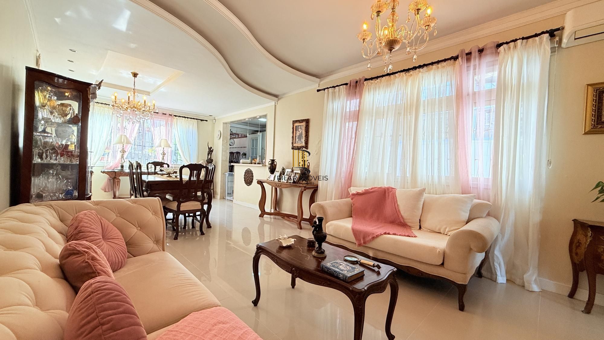 Casa 3 dormitórios no bairro Vila Assunção