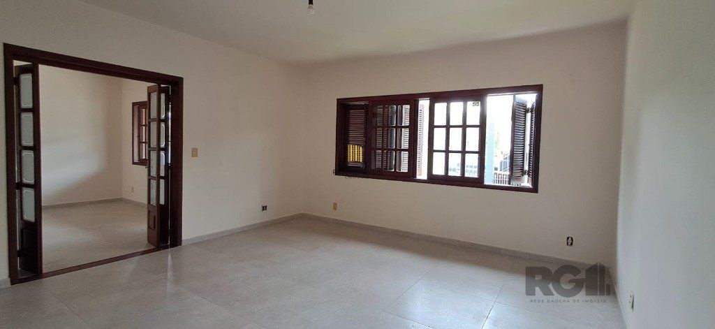 Casa 4 dormitórios no bairro Jardim Itu