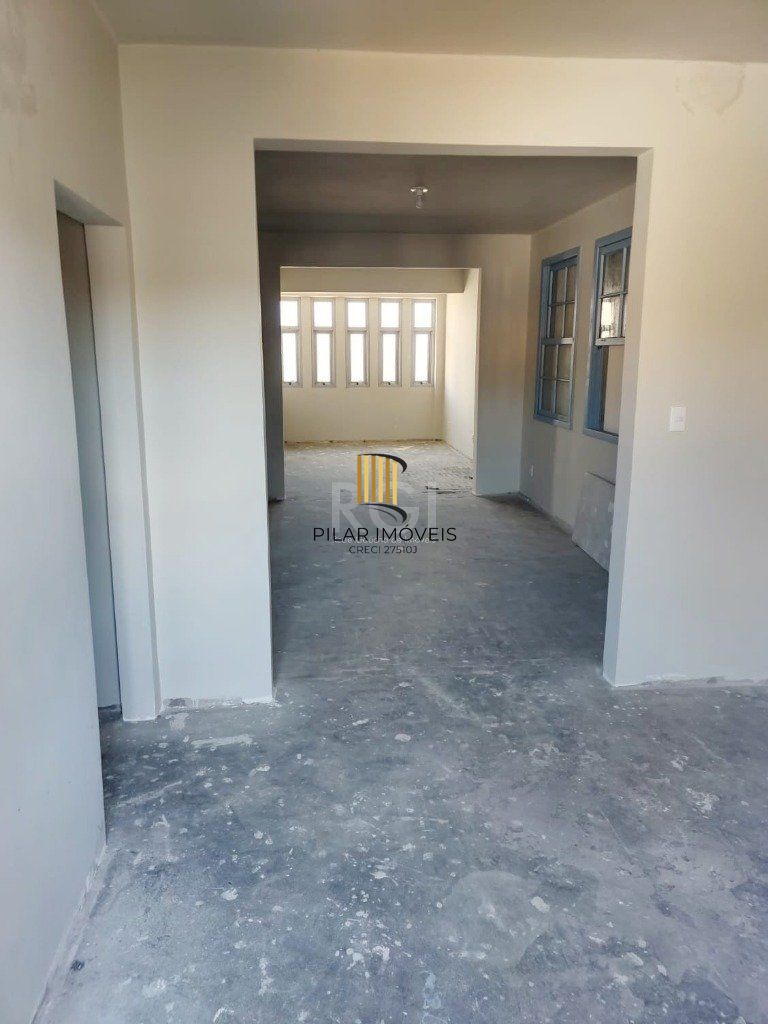 Casa comercial no 4 distrito