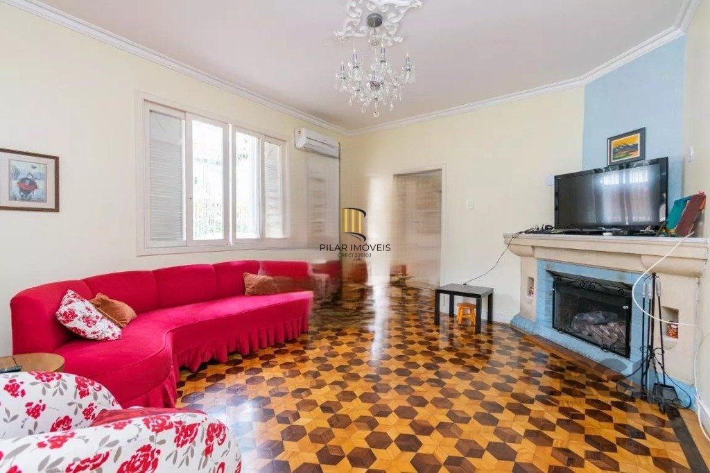 Casa 3 dormitórios no bairro Santo Antônio