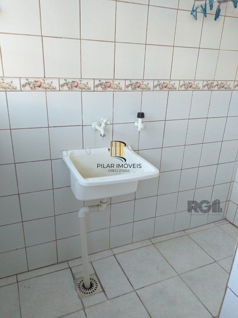 Apartamento 3 dormitórios no bairro Camaquã