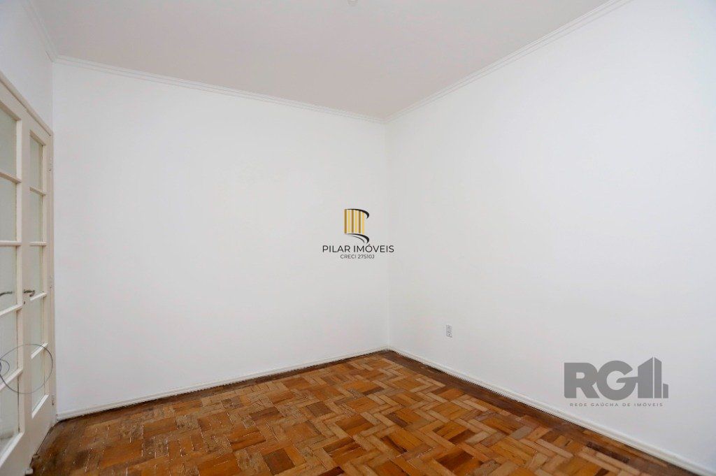 Apartamento 03 dormitórios no Bairro Santana em Porto Alegre.