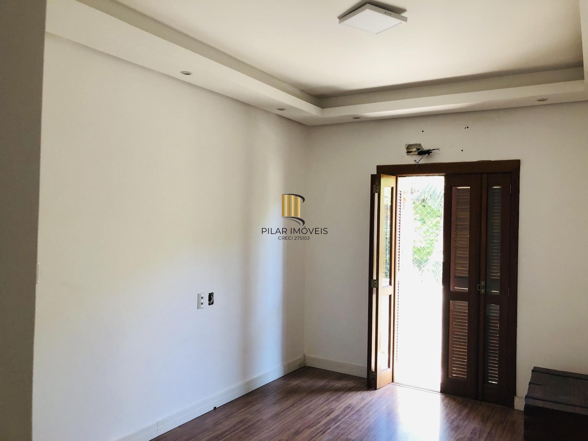 Apartamento 02 dormitorios Bairro Floresta