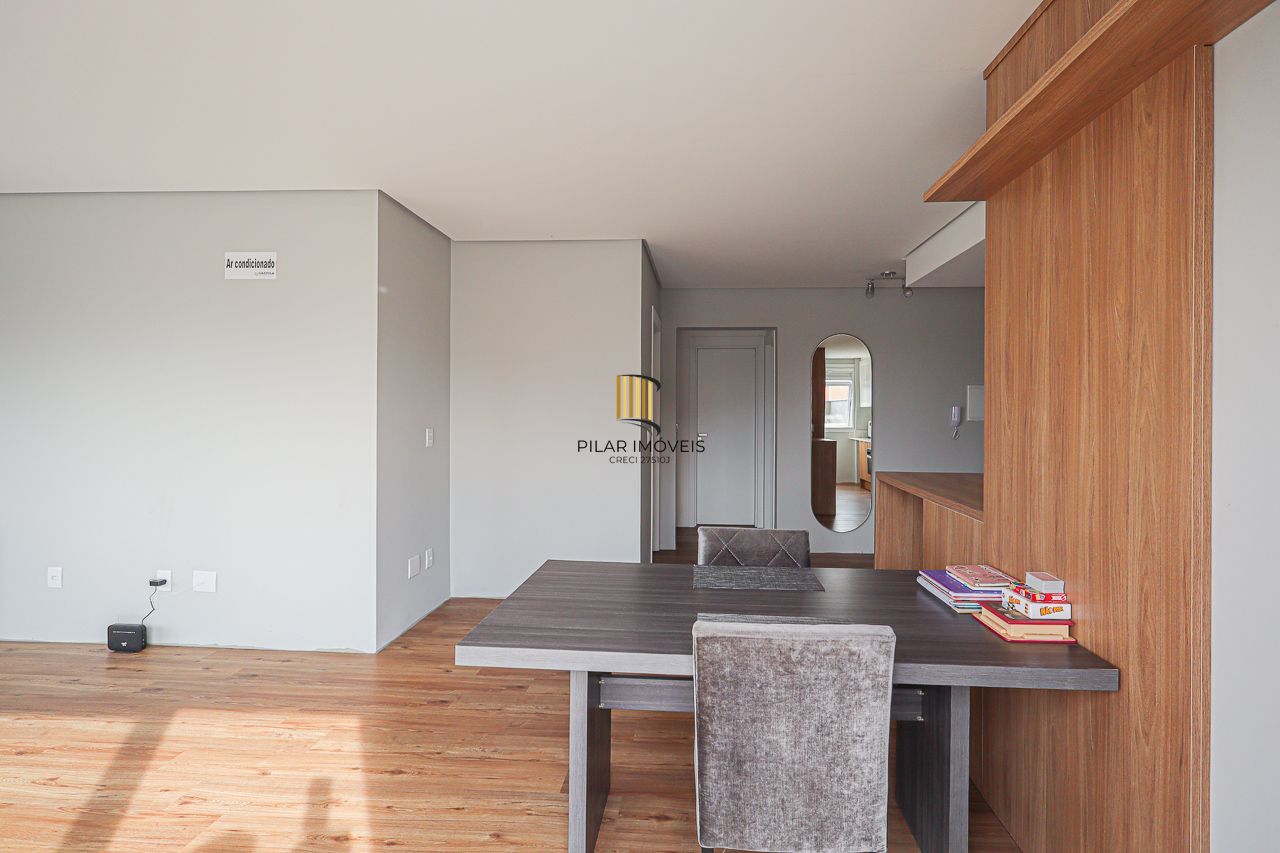 Garden Novo e Semi Mobiliado com Móveis Planejados | 3 Quartos | 2 Banheiros sendo 1 Suíte | Vaga Dupla Coberta | Jardim Itu – Porto Alegre