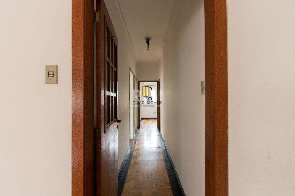 Apartamento para Venda - 101m², 3 dormitórios, 1 vaga - Menino Deus