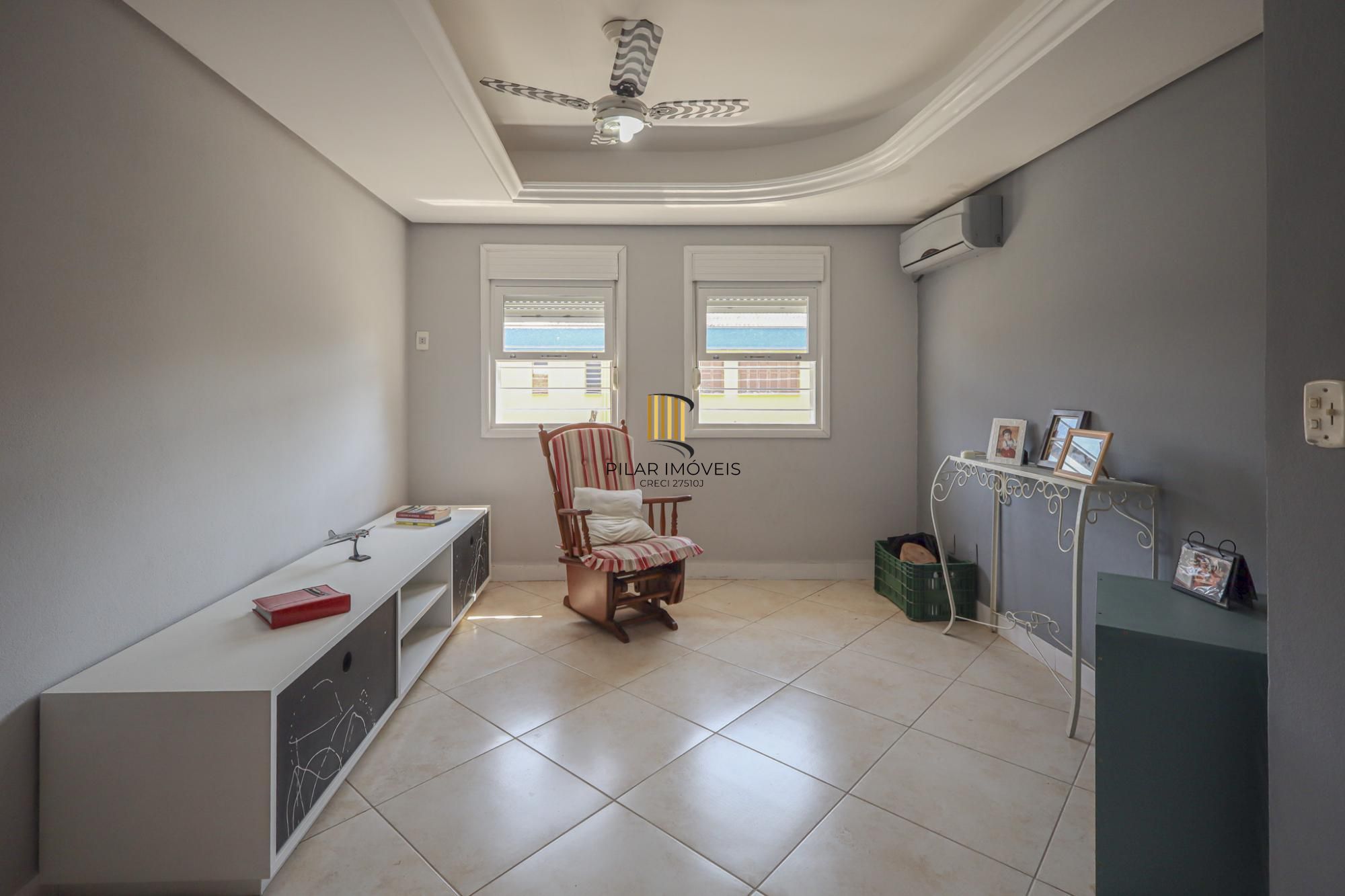 Residência de luxo ! Impecável.. 04 dormitórios , piscina / estuda dação