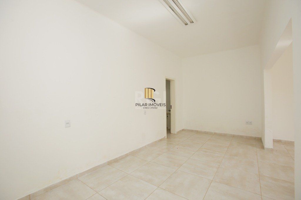 Prédio Comercial 2 dormitórios no bairro Navegantes