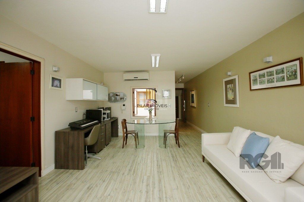 Casa para Venda no bairro Independência, em Porto Alegre / RS