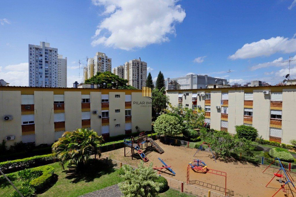 Apartamento 2 dormitórios no bairro Passo da Areia