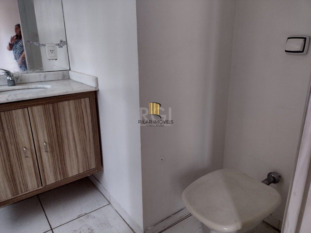 Apartamento para Venda - 134m², 3 dormitórios, sendo 1 suites, Floresta