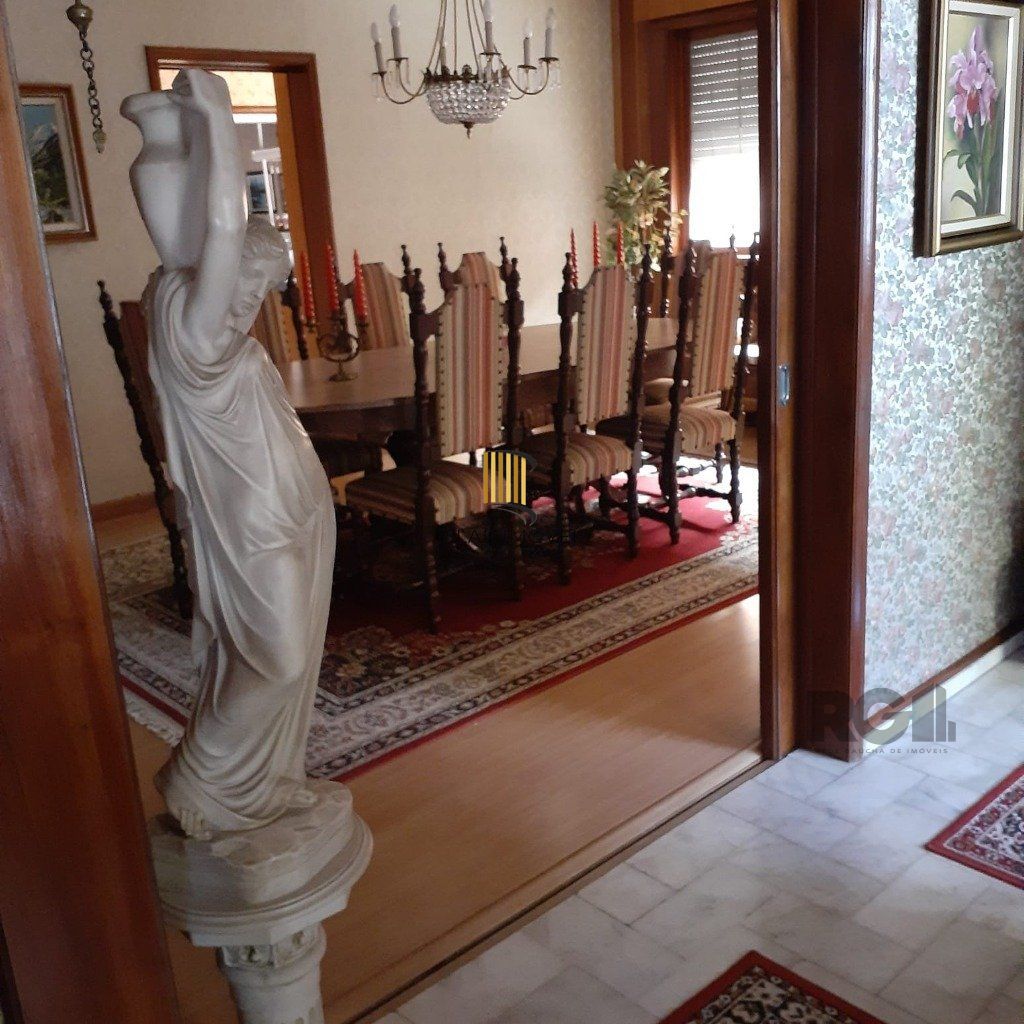 Casa 3 dormitórios no bairro Jardim Lindóia