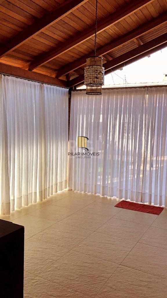 Casa 5 Dormitório(s) Bairro Country Club