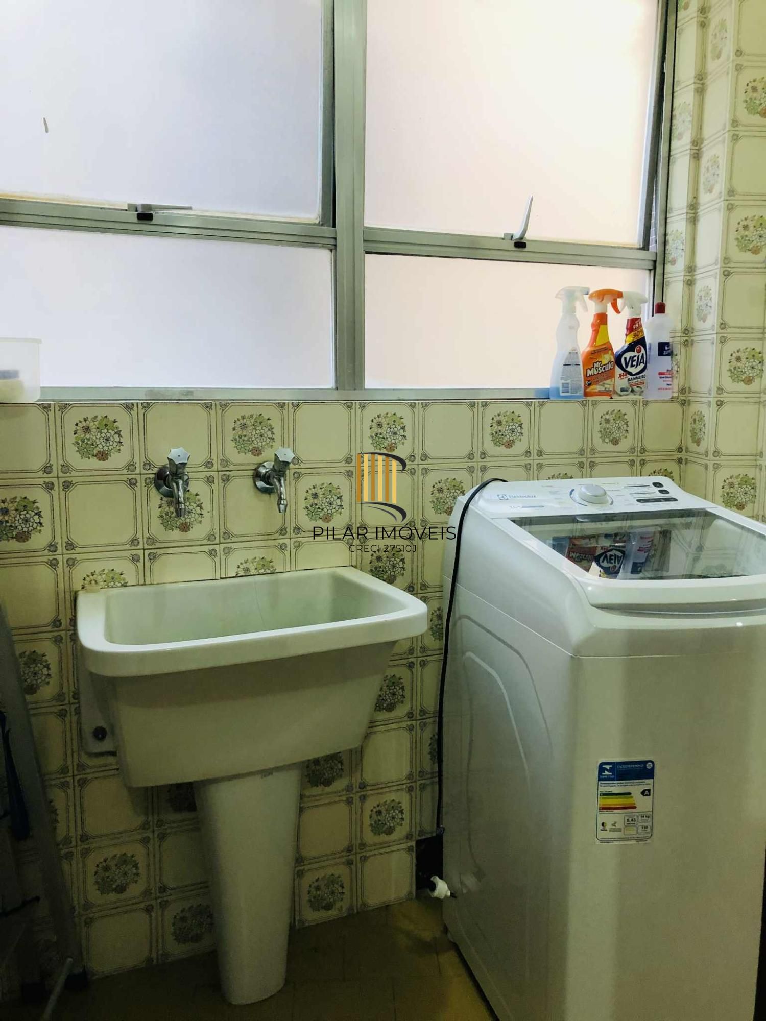 apartamento de 2 dormitórios com garagem no bairro rio branco