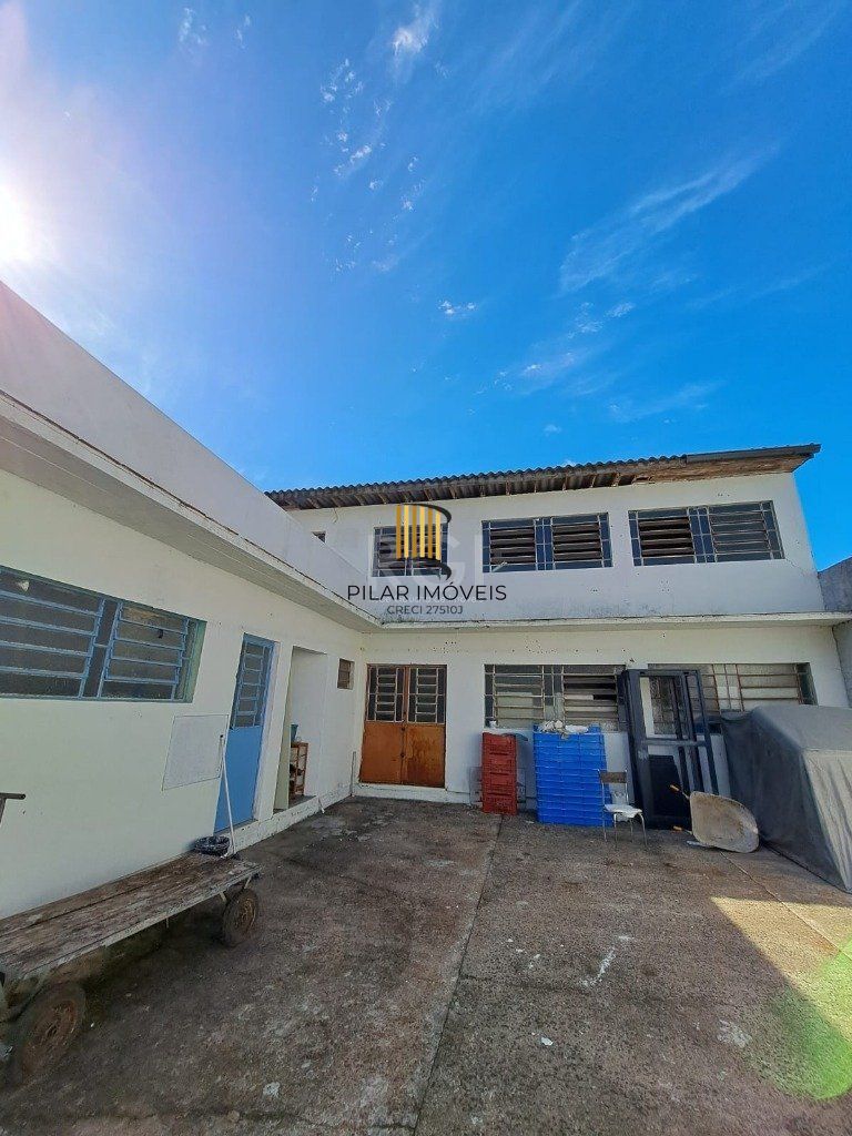 Casa comercial no 4 distrito