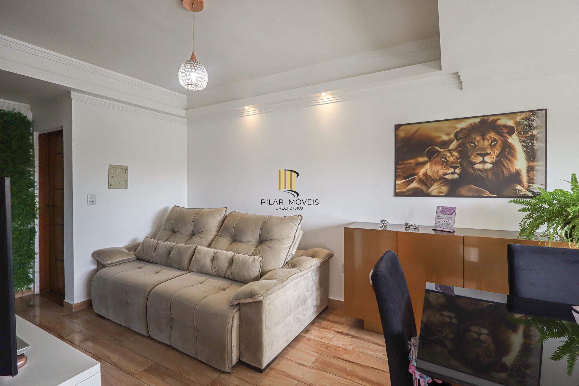 Casa semi mobiliada, 4 dormitórios no Bairro Jardim Sabará