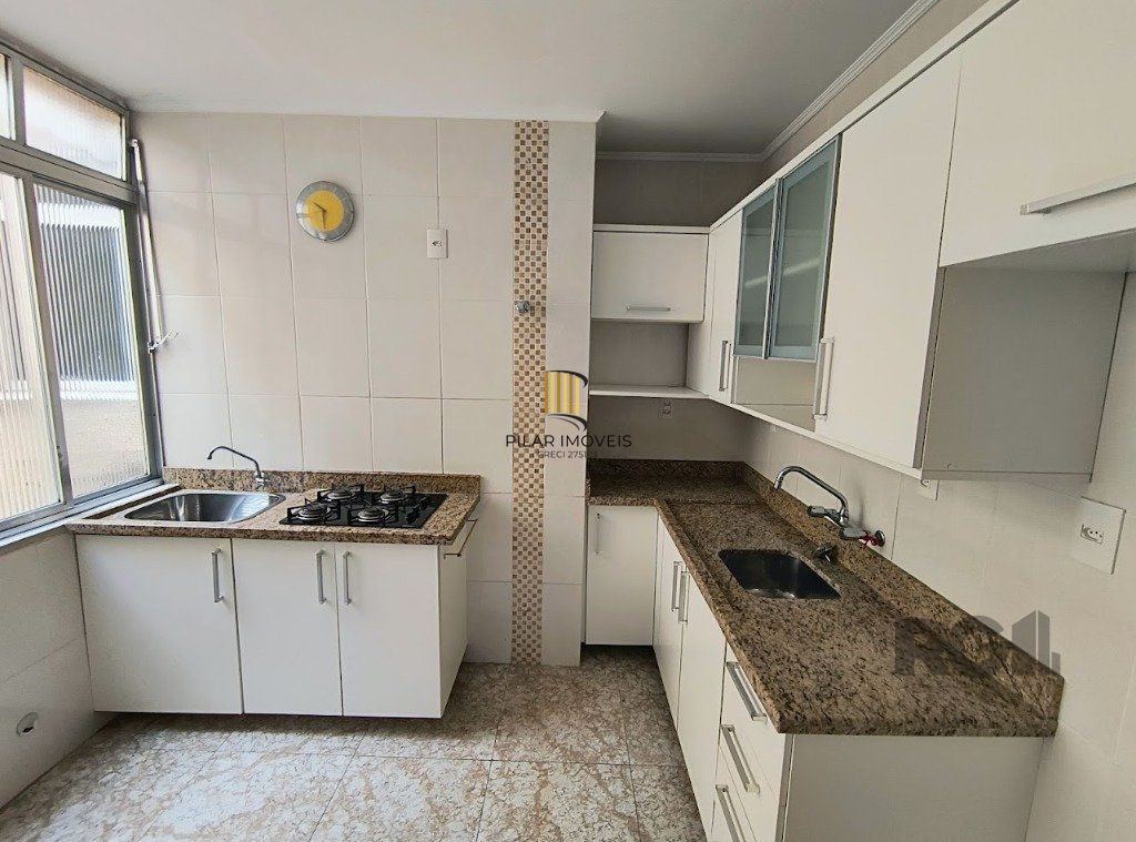 Apartamento com 02 dormitório no Bairro Floresta em Porto Alegre. - Pilar Imóveis