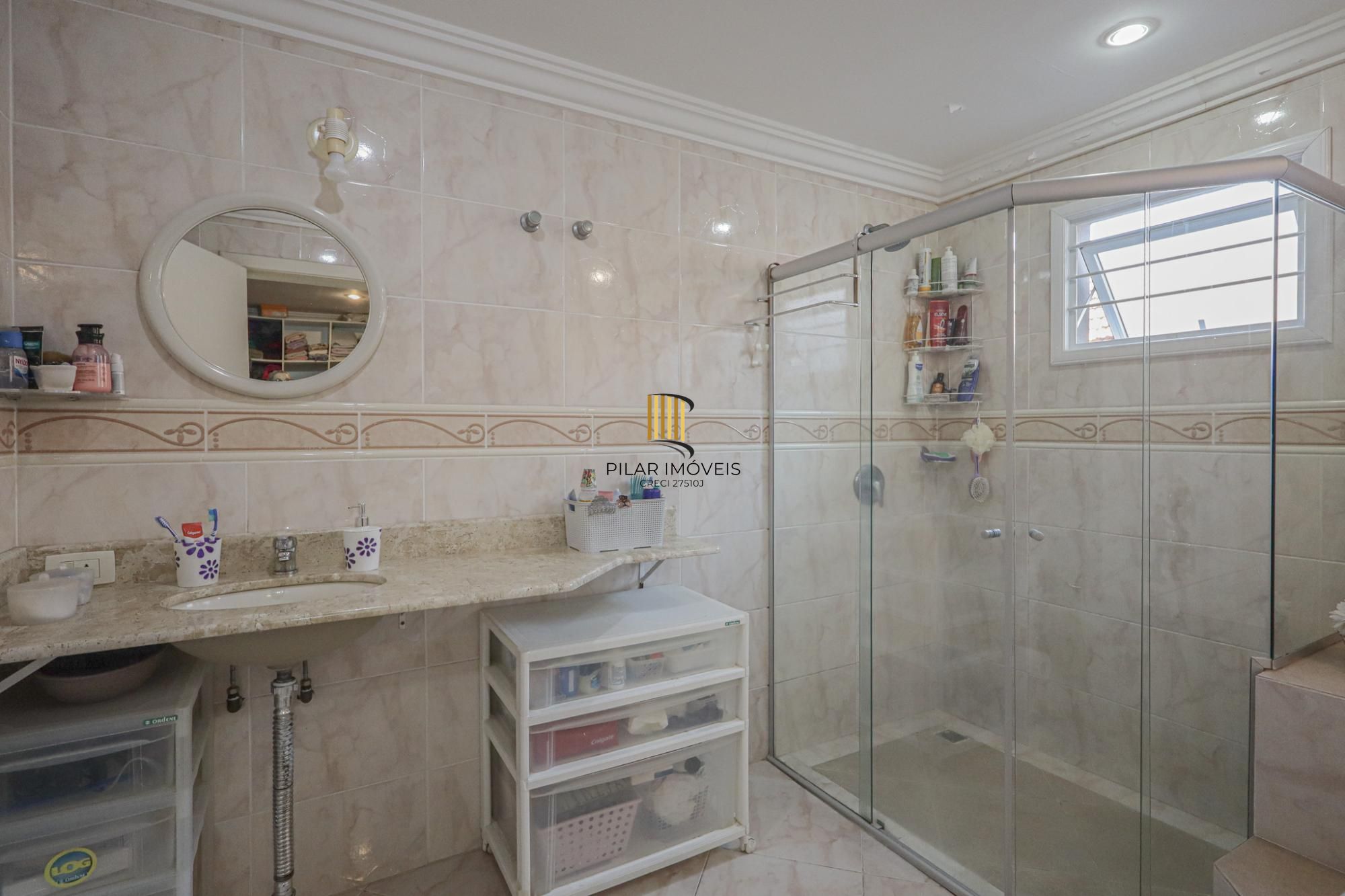 Residência de luxo ! Impecável.. 04 dormitórios , piscina / estuda dação