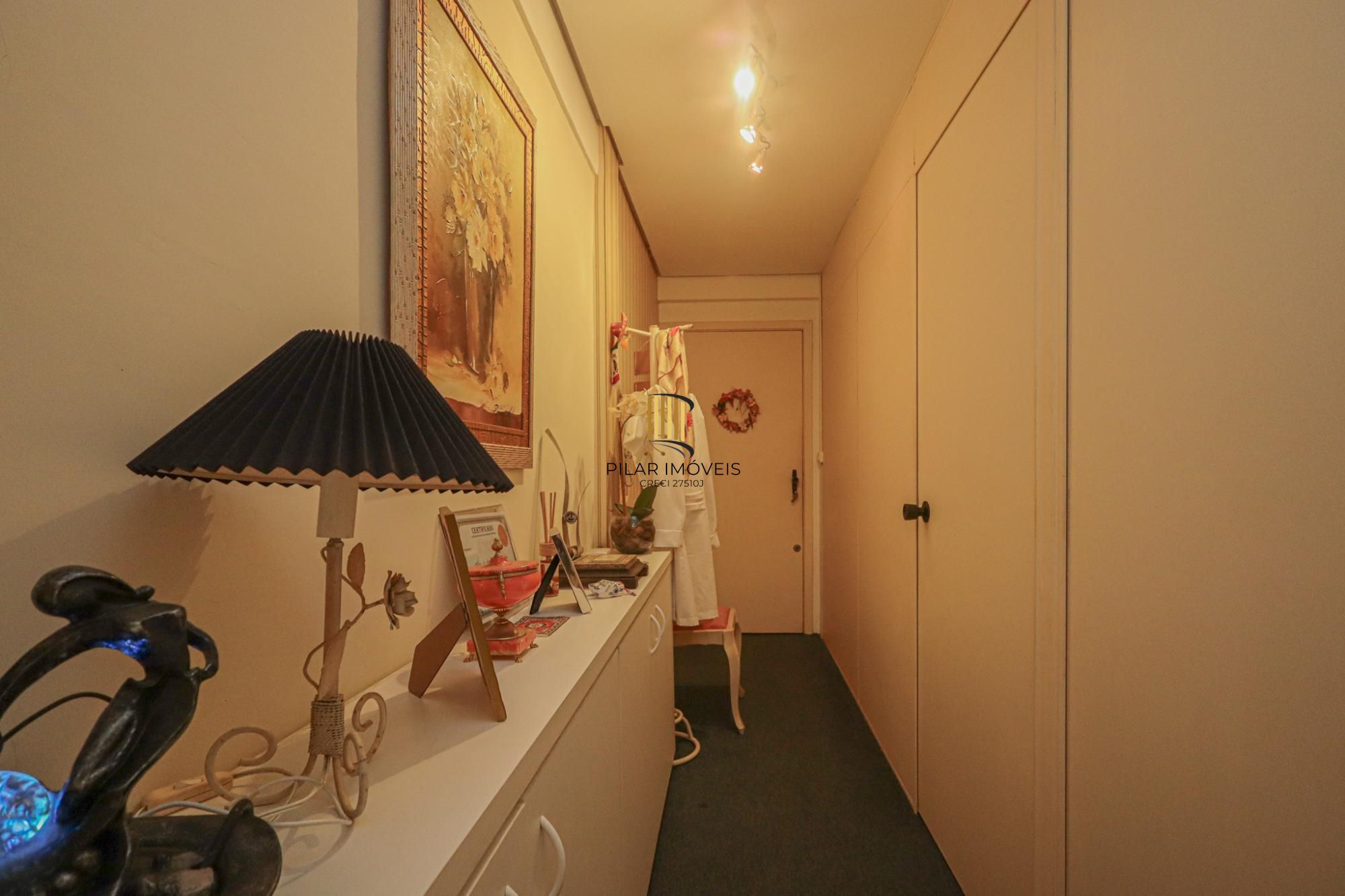 Sala comercial - com portaria / recepção e elevador semimobiliado - Pilar Imóveis