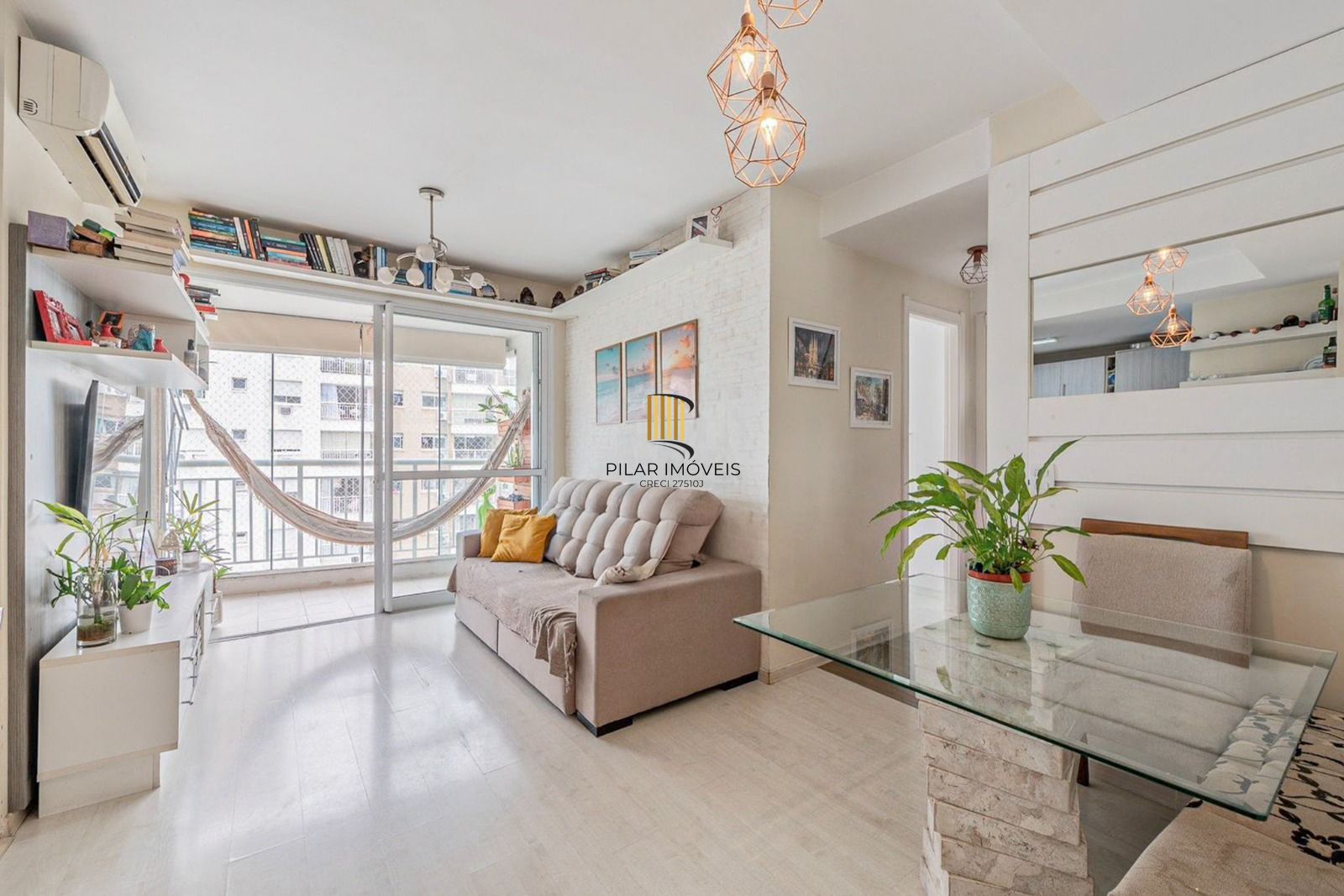 02 dormitórios com 02 vagas e infra de lazer. - Pilar Imóveis