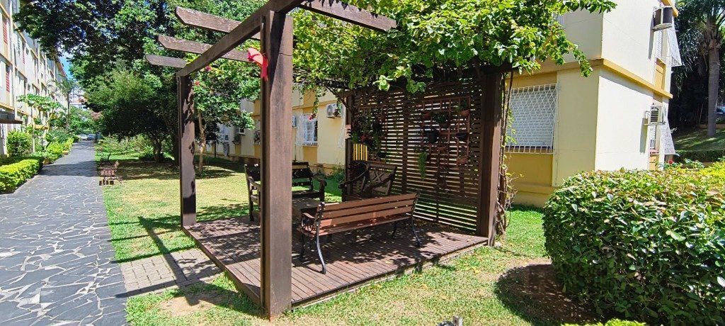 Apartamento 2 dormitórios no bairro Passo da Areia