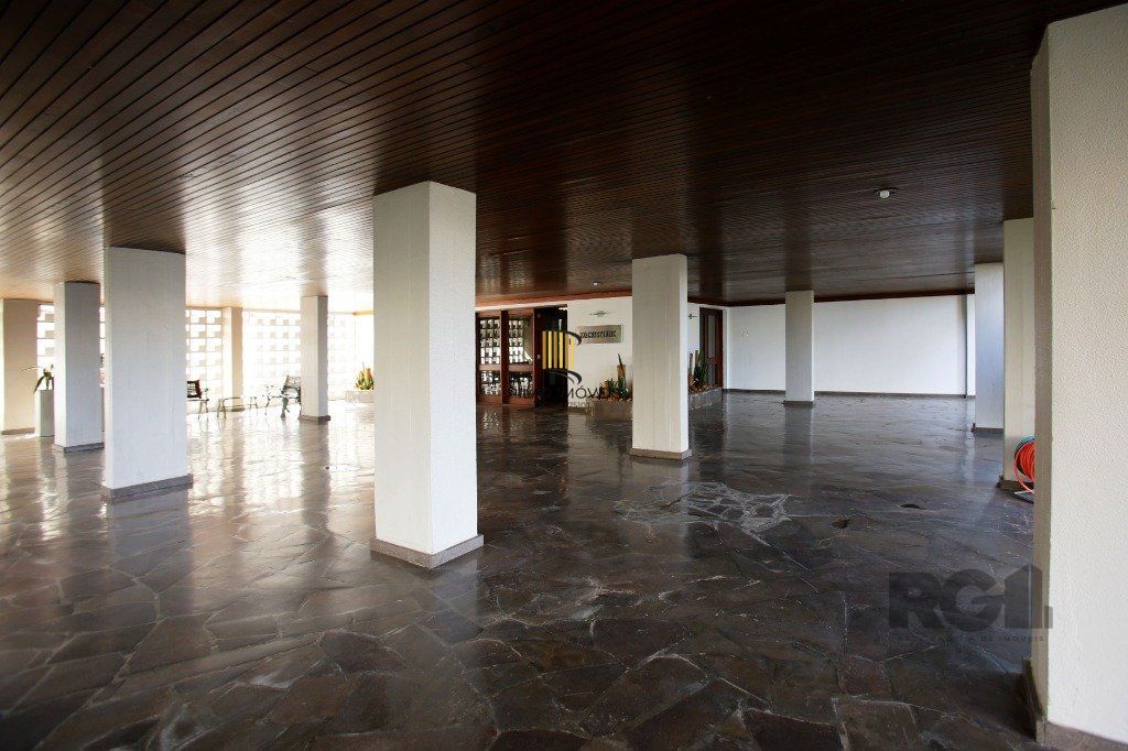Apartamento 3 dormitórios no bairro Moinhos de Vento