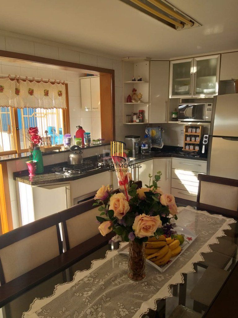 Casa Condominio para Venda - 237.24m², 3 dormitórios, sendo 1 suites, 2 vagas - Alto Petrópolis