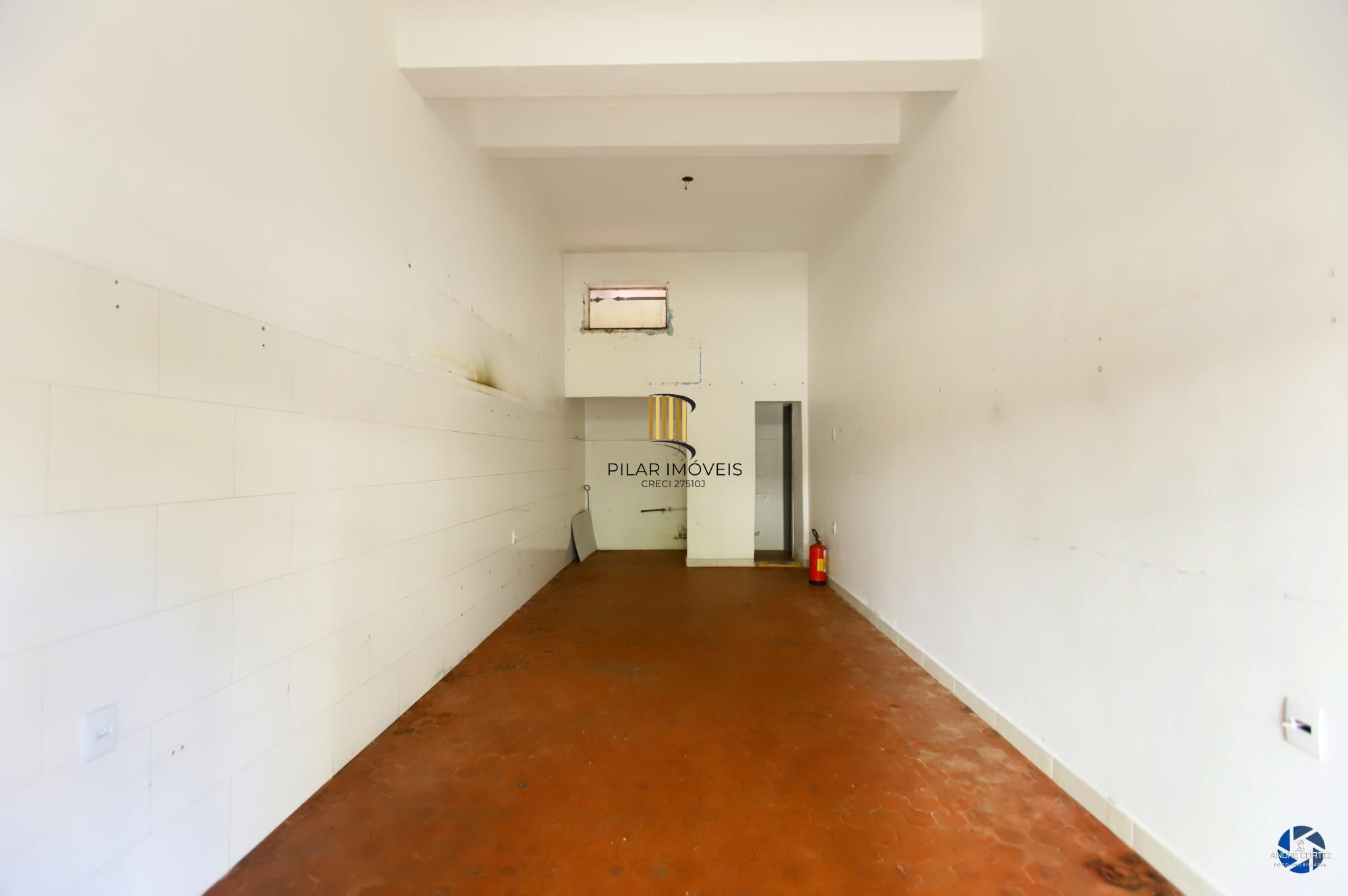 LOJA NO CORAÇÃO DO BAIRRO PETÓPOLIS