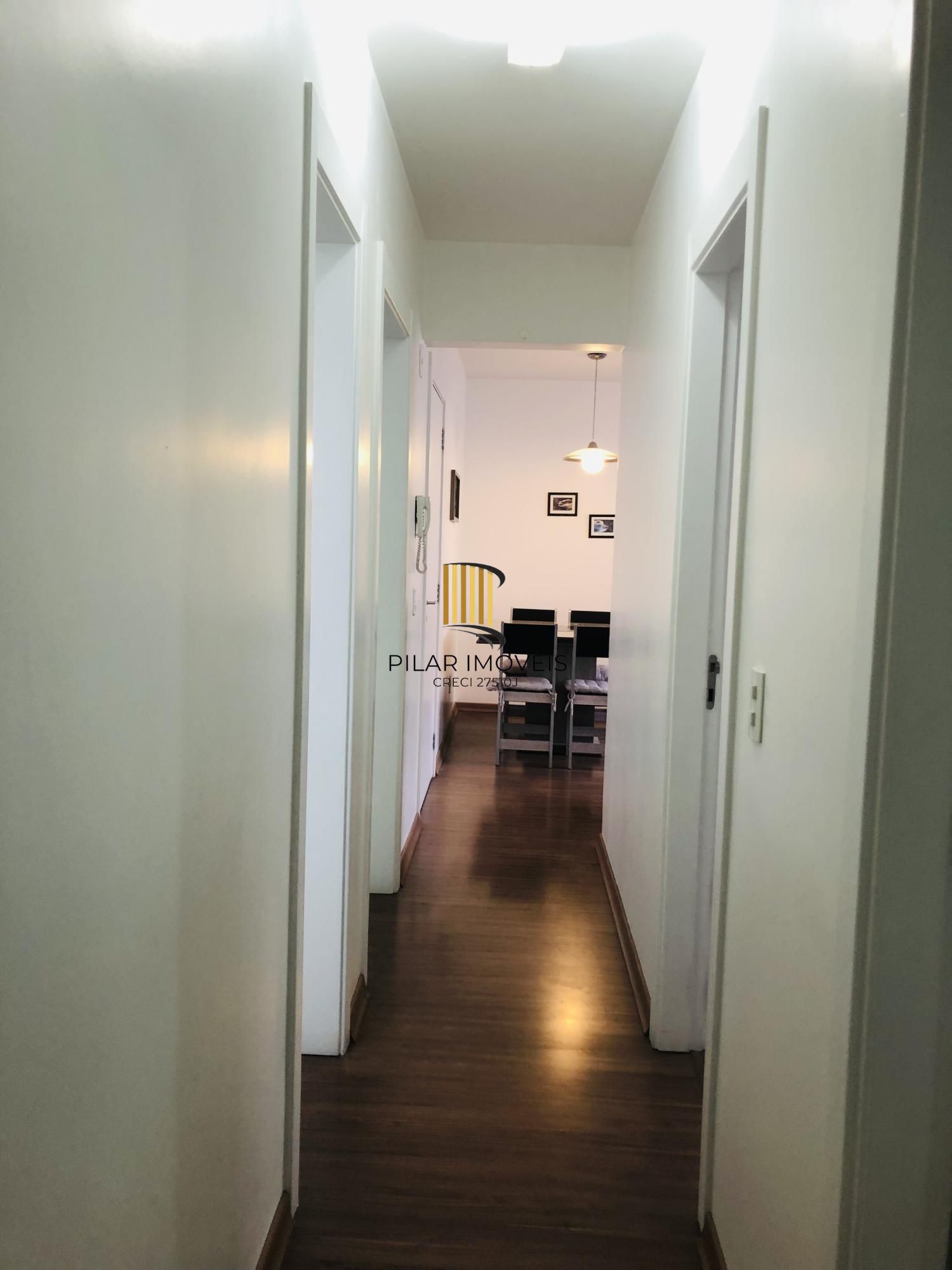 Apartamento 03 dormitorios sendo 01 suite