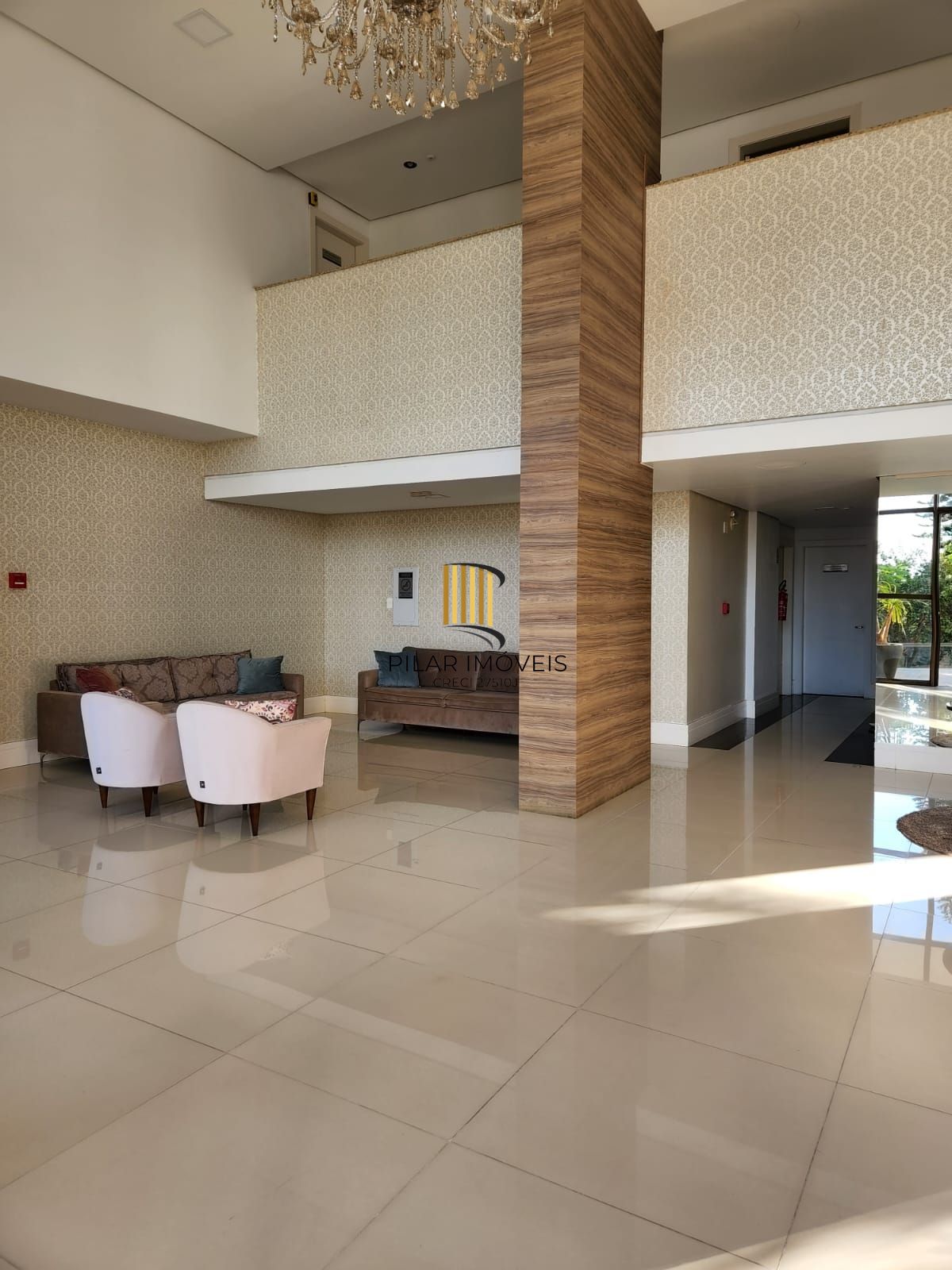 Apartamento 03 dormitórios no Bairro Cristo Redentor em Porto Alegre.