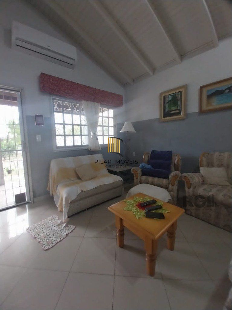 Casa 2 dormitórios no bairro Florida