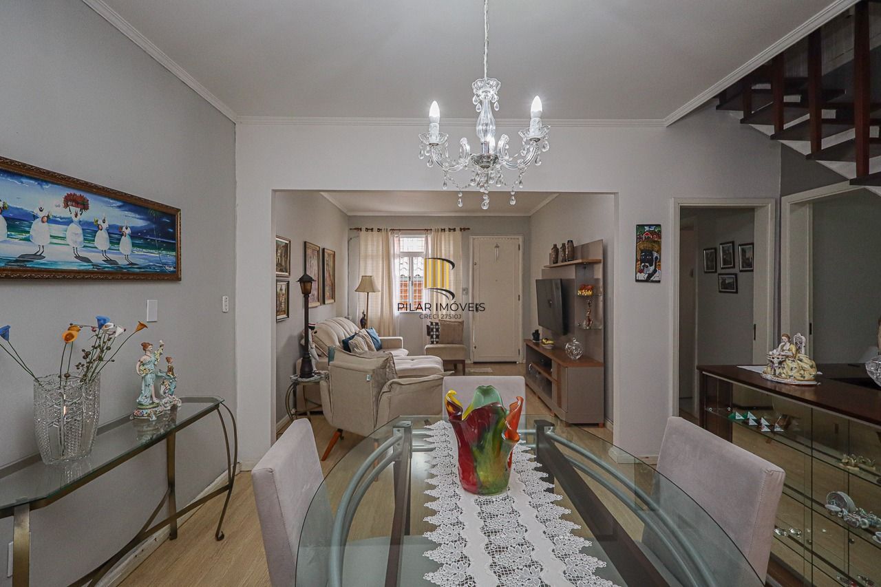 Casa a venda, 3 quartos sendo 1 suíte, 166m² no bairro Passo da areia, Porto Alegre