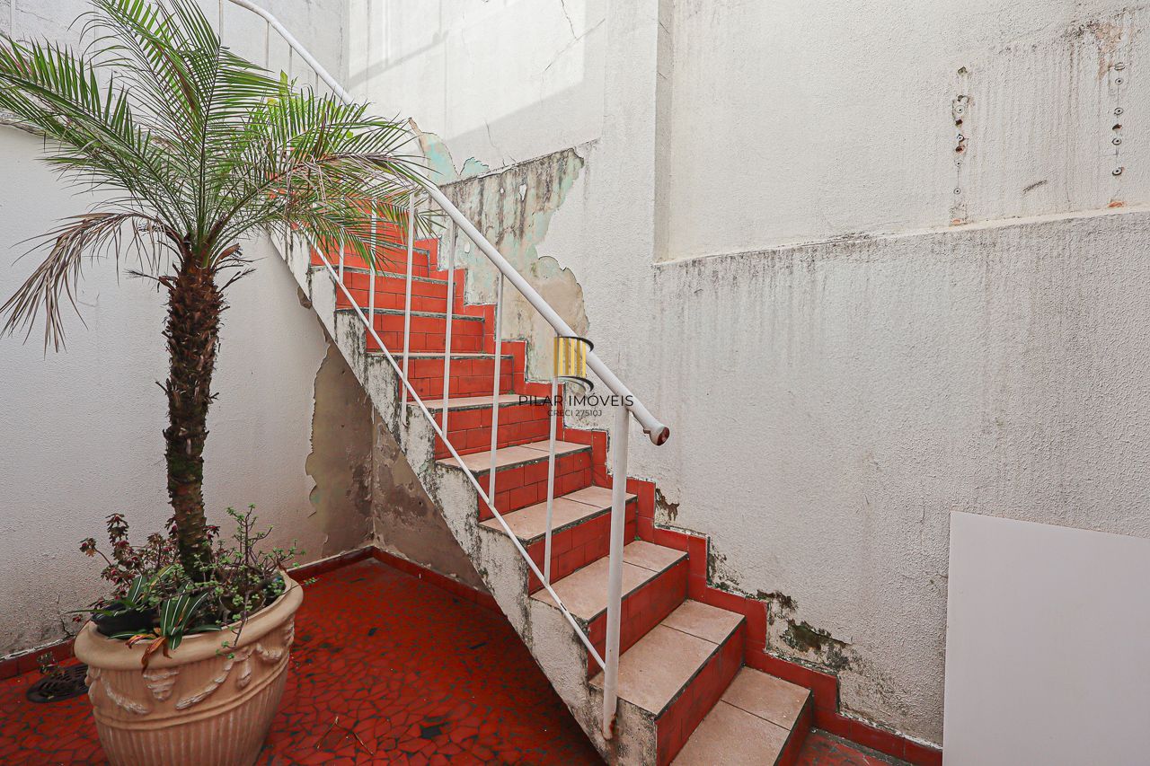 Casa à venda, 3 dormitórios, 316m², 4 vagas de garagem,  Bairro São Geraldo